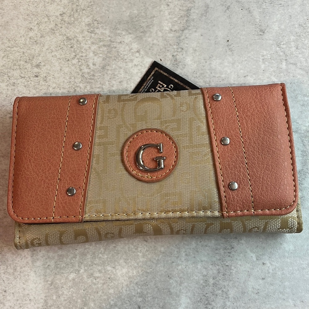 Pink G-style wallet